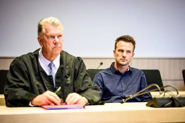 Sport Themen der Woche KW34 Sport Bilder des Tages Prozess VfL Bochum gegen Manuel Riemann. ** NUR FÜR REDAKTIONELLE ZWECKE ** EDITORIAL USE ONLY **<p>Prozess VfL Bochum gegen Manuel Riemann am Freitag den 23. August 2024 im Landgericht Bochum. Mit im Bild: Anwalt Horst Kletke. Deutschland NRW Bochum Copyright: RalfxRottmann *** Trial VfL Bochum against Manuel Riemann FOR EDITORIAL PURPOSES ONLY EDITORIAL USE ONLY p Trial VfL Bochum against Manuel Riemann on Friday, August 23, 2024 at the Bochum Regional Court With in the picture lawyer Horst Kletke Germany NRW Bochum Copyright RalfxRottmann Copyright: RalfxRottmann doc7wv47zlu3ydxfev19ce ,EDITORIAL USE ONLY