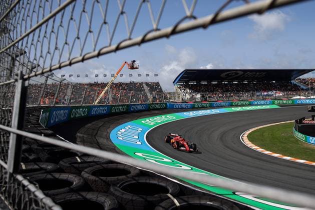 16 LECLERC Charles (mco), Scuderia Ferrari SF-24, action during the Formula 1 Heineken Dutch Grand Prix 2024, 15th round of the 2024 Formula One World Championship, WM, Weltmeisterschaft from August 23 to 25, 2024 on the Circuit Zandvoort, in Zandvoort, Netherlands - F1 - DUTCH GRAND PRIX 2024 DPPI Panoramic  240823_R15_OLANDA_DP_XB5_0408