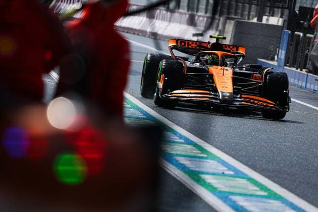 04 NORRIS Lando (gbr), McLaren F1 Team MCL38, action during the Formula 1 Heineken Dutch Grand Prix 2024, 15th round of the 2024 Formula One World Championship, WM, Weltmeisterschaft from August 23 to 25, 2024 on the Circuit Zandvoort, in Zandvoort, Netherlands - F1 - DUTCH GRAND PRIX 2024 DPPI Panoramic  240823_R15_OLANDA_DP_AV6_7258