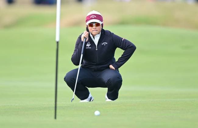 Ruoning Yin on the 2nd Green AIG Women s Open, Day Two, Golf, St. Andrews, Scotland, UK - 23 Aug 2024  Copyright: xGreigxCowie Shutterstockx 14655508bh