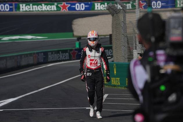 FORMULA 1 HEINEKEN DUTCH GRAND PRIX 2024 23.08.2024, Circuit Park Zandvoort, Zandvoort, FORMULA 1 HEINEKEN DUTCH GRAND PRIX 2024 , im Bild Nach seinem Ausritt in das Kiesbett, kommt Nico Hülkenberg (DEU), Haas F1 Team zurück in die Boxengasse.