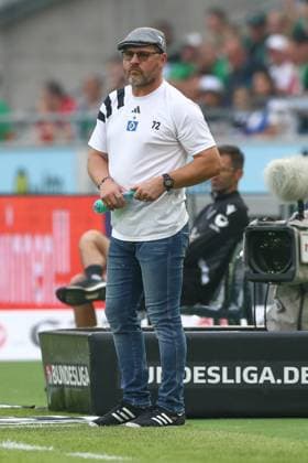 23.08.2024, xtgx, Fussball - 2.Bundesliga, Hannover 96 - Hamburger SV emspor, v.l. Steffen Baumgart (HSV, Trainer) (DFL DFB REGULATIONS PROHIBIT ANY USE OF PHOTOGRAPHS as IMAGE SEQUENCES and or QUASI-VIDEO) Hannover