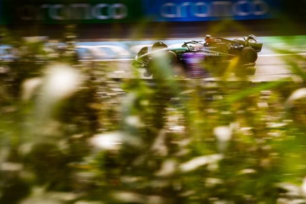 63 RUSSELL George (gbr), Mercedes AMG F1 Team W15, action during the Formula 1 Heineken Dutch Grand Prix 2024, 15th round of the 2024 Formula One World Championship, WM, Weltmeisterschaft from August 23 to 25, 2024 on the Circuit Zandvoort, in Zandvoort, Netherlands - F1 - DUTCH GRAND PRIX 2024 DPPI Panoramic  240823_R15_OLANDA_DP_AV6_7996