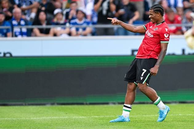 2. Bundesliga - Hannover 06 - Hamburger SV am 23.08.2024 in der HDI Arena in Hannover Jubel, Torjubel, Torschuetze, Torschütze Jessic Ngankam (Hannover 96) jubelt nach seinem Tor zum 1:0.