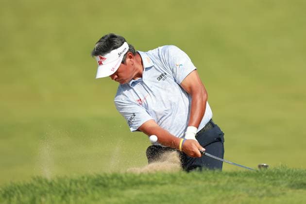 The Ally Challenge GRAND BLANC,MICHIGAN-AUGUST 23: K.J. Choi of the Republic of Korea hits out of the bunker toward the 18th green during the first round of The Ally Challenge presented by McLaren at Warwick Hills Golf & Country Club, Grand Blanc, MI, USA Friday, August 23, 2024. Grand Blanc Michigan United States  Copyright: xJorgexLemusx originalFilename:lemus-theallyc240823_nporL.jpg