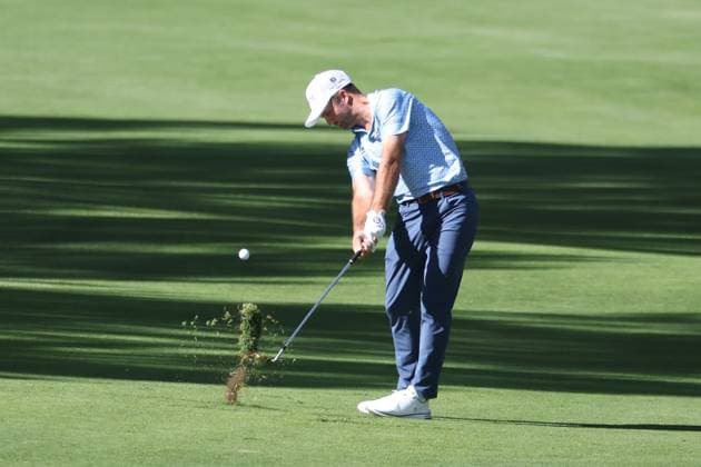 CASTLE ROCK, CO - AUGUST 23: Denny McCarthy hits a shot from the 8th fairway during the second round of the BMW Championship on August 23, 2024 at Castle Pines Golf Club in Castle Rock, CO. (Photo by Scott Winters Icon Sportswire) GOLF: AUG 23 PGA, Golf Herren FedExCup Playoffs - BMW Championship EDITORIAL USE ONLY Icon2408230810