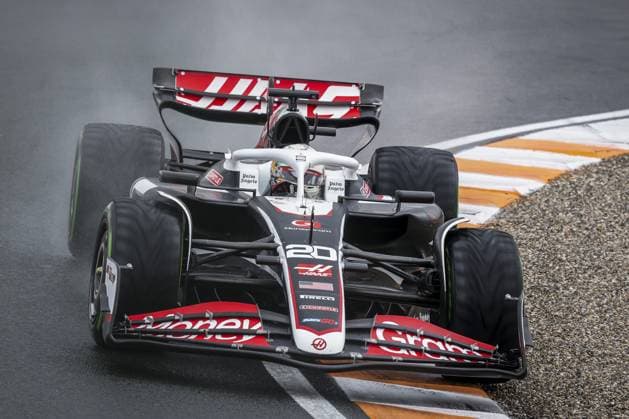 20 MAGNUSSEN Kevin (den), Haas F1 Team VF-24 Ferrari, action during the Formula 1 Heineken Dutch Grand Prix 2024, 15th round of the 2024 Formula One World Championship, WM, Weltmeisterschaft from August 23 to 25, 2024 on the Circuit Zandvoort, in Zandvoort, Netherlands - F1 - DUTCH GRAND PRIX 2024 DPPI Panoramic  240824_R15_OLANDA_DP_AV6_9042_