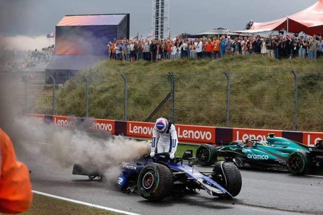 2 Logan Sargeant (USA, Williams Racing) after his crash, F1 Grand Prix of the Netherlands at Circuit Zandvoort on August 24, 2024 in Zandvoort, Netherlands. (Photo by HOCH ZWEI) Zandvoort Netherlands
