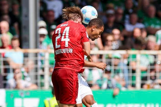 Jannis Heuer (1. FC Kaiserslautern) und Etienne Amenyido (SC Preussen Muenster) kaempfen um den Ball, 2. Bundesliga, Preußen Münster vs 1. FC Kaiserslautern, Preußenstadion am 24. August 2024 in Münster, Deutschland. (Foto von Marco Steinbrenner DeFodi Images) Jannis Heuer (1. FC Kaiserslautern) und Etienne Amenyido (SC Preussen Muenster) battle for the ball, 2. Bundesliga, Preußen Münster vs 1. FC Kaiserslautern, Preußenstadion, August 24, 2024 in Münster, Germany. (Photo by Marco Steinbrenner DeFodi Images) DFB DFL REGULATIONS PROHIBIT ANY USE OF PHOTOGRAPHS AS IMAGE SEQUENCES AND OR QUASI-VIDEO. Defodi-700_scp_fcK_20240824_024