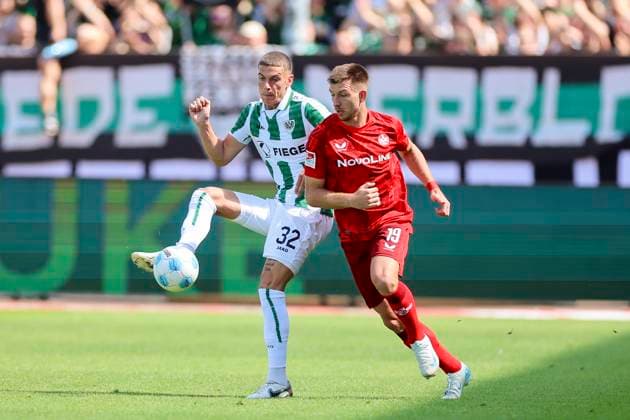 Luca Bazzoli (SC Preussen Muenster) und Daniel Hanslik (1. FC Kaiserslautern) kaempfen um den Ball, 2. Bundesliga, Preußen Münster vs 1. FC Kaiserslautern, Preußenstadion am 24. August 2024 in Münster, Deutschland. (Foto von Marco Steinbrenner DeFodi Images) Luca Bazzoli (SC Preussen Muenster) und Daniel Hanslik (1. FC Kaiserslautern) battle for the ball, 2. Bundesliga, Preußen Münster vs 1. FC Kaiserslautern, Preußenstadion, August 24, 2024 in Münster, Germany. (Photo by Marco Steinbrenner DeFodi Images) DFB DFL REGULATIONS PROHIBIT ANY USE OF PHOTOGRAPHS AS IMAGE SEQUENCES AND OR QUASI-VIDEO. Defodi-700_scp_fcK_20240824_025
