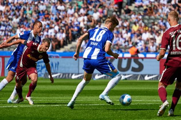 Luca Schuler (Hertha BSC, 18), GER, Hertha BSC vs. SSV Jahn Regensburg, Fussball Herren, 2. Bundesliga, Saison 2024 2025, 03. Spieltag, 24.08.2024. (DFL REGULATIONS PROHIBIT ANY USE OF PHOTOGRAPHS AS IMAGE SEQUENCES AND OR QUASI - VIDEO). GER, Hertha BSC vs. SSV Jahn Regensburg, Fussball Herren, 2. Bundesliga, Saison 2024 2025, 03. Spieltag, 24.08.2024. Berlin