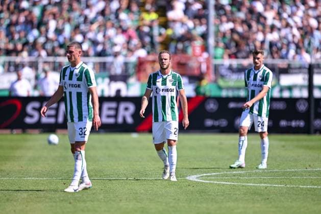 24.08.2024, Fussball, 2. Bundesliga, 3. Spieltag Saison 2024 2025, Preußen Münster - 1. FC Kaiserslautern, Luca Bazzoli (SC Preussen Münster), Jorrit Hendrix (SC Preussen Münster) xRHR-FOTO TKx