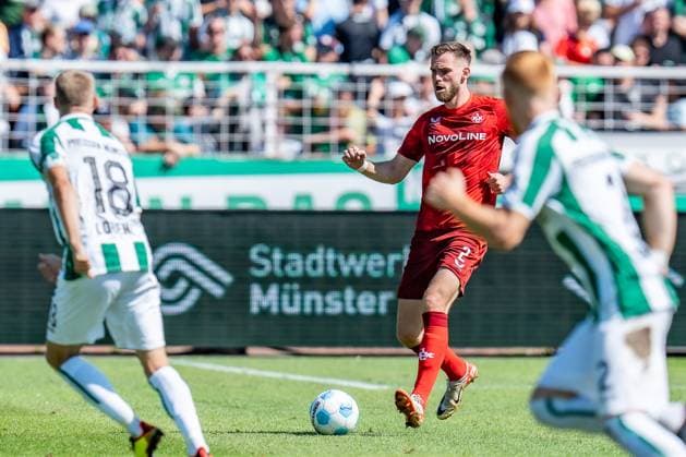 24.08.2024, SC Preußen Münster vs. 1. FC Kaiserslautern, 2. Bundesliga, 3. Spieltag Boris Tomiak (1. FC Kaiserslautern, 2) Wichtiger Hinweis: Gemaess den Vorgaben der DFL Deutsche Fussball Liga bzw. des DFB Deutscher Fussball-Bund ist es untersagt, in dem Stadion und oder vom Spiel angefertigte Fotoaufnahmen in Form von Sequenzbildern und oder videoaehnlichen Fotostrecken zu verwerten Foto: Bahho Kara Kirchner-Media