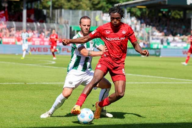 Jorrit Hendrix (SC Preussen Muenster) und Dickson Abiama (1. FC Kaiserslautern) kaempfen um den Ball, 2. Bundesliga, Preußen Münster vs 1. FC Kaiserslautern, Preußenstadion am 24. August 2024 in Münster, Deutschland. (Foto von Marco Steinbrenner DeFodi Images) Jorrit Hendrix (SC Preussen Muenster) und Dickson Abiama (1. FC Kaiserslautern) battle for the ball, 2. Bundesliga, Preußen Münster vs 1. FC Kaiserslautern, Preußenstadion, August 24, 2024 in Münster, Germany. (Photo by Marco Steinbrenner DeFodi Images) DFB DFL REGULATIONS PROHIBIT ANY USE OF PHOTOGRAPHS AS IMAGE SEQUENCES AND OR QUASI-VIDEO. Defodi-700_scp_fcK_20240824_059