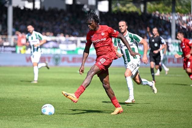 24.08.2024, Fussball, 2. Bundesliga, 3. Spieltag Saison 2024 2025, Preußen Münster - 1. FC Kaiserslautern, Dickson Abiama (1. FC Kaiserslautern) xRHR-FOTO TKx