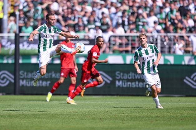 24.08.2024, Fussball, 2. Bundesliga, 3. Spieltag Saison 2024 2025, Preußen Münster - 1. FC Kaiserslautern, Jorrit Hendrix (SC Preussen Münster) xRHR-FOTO TKx