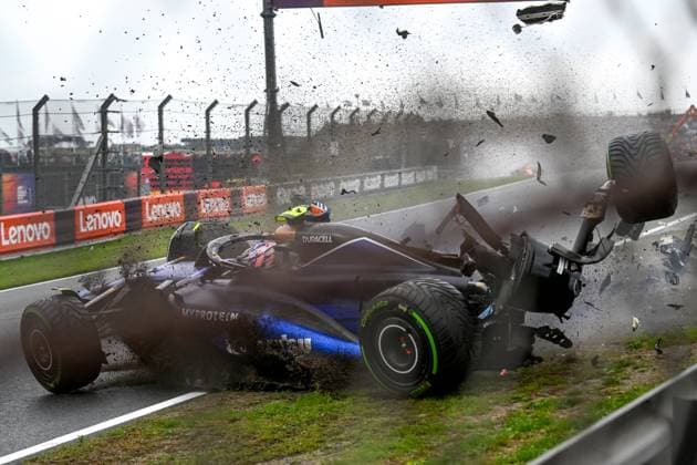 Crash of 2 Logan Sargeant (USA, Williams Racing), F1 Grand Prix of the Netherlands at Circuit Zandvoort on August 24, 2024 in Zandvoort, Netherlands. (Photo by HOCH ZWEI) Zandvoort Netherlands