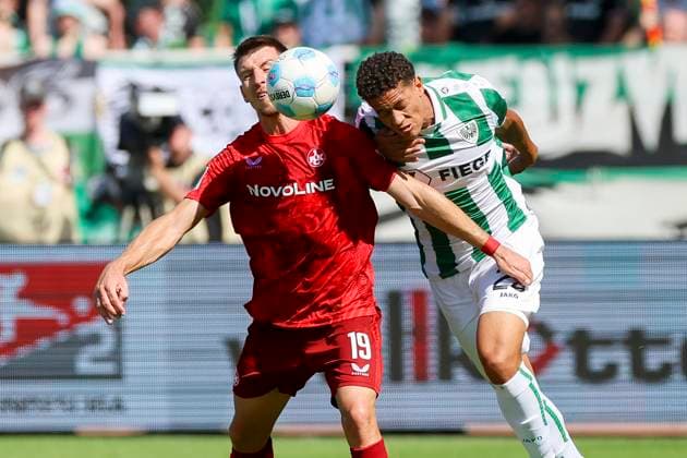 Daniel Hanslik (1. FC Kaiserslautern) und Andras Nemeth (SC Preussen Muenster) kaempfen um den Ball, 2. Bundesliga, Preußen Münster vs 1. FC Kaiserslautern, Preußenstadion am 24. August 2024 in Münster, Deutschland. (Foto von Marco Steinbrenner DeFodi Images) Daniel Hanslik (1. FC Kaiserslautern) und Andras Nemeth (SC Preussen Muenster) battle for the ball, 2. Bundesliga, Preußen Münster vs 1. FC Kaiserslautern, Preußenstadion, August 24, 2024 in Münster, Germany. (Photo by Marco Steinbrenner DeFodi Images) DFB DFL REGULATIONS PROHIBIT ANY USE OF PHOTOGRAPHS AS IMAGE SEQUENCES AND OR QUASI-VIDEO. Defodi-700_scp_fcK_20240824_087