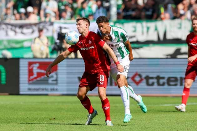 Daniel Hanslik (1. FC Kaiserslautern) und Andras Nemeth (SC Preussen Muenster) kaempfen um den Ball, 2. Bundesliga, Preußen Münster vs 1. FC Kaiserslautern, Preußenstadion am 24. August 2024 in Münster, Deutschland. (Foto von Marco Steinbrenner DeFodi Images) Daniel Hanslik (1. FC Kaiserslautern) und Andras Nemeth (SC Preussen Muenster) battle for the ball, 2. Bundesliga, Preußen Münster vs 1. FC Kaiserslautern, Preußenstadion, August 24, 2024 in Münster, Germany. (Photo by Marco Steinbrenner DeFodi Images) DFB DFL REGULATIONS PROHIBIT ANY USE OF PHOTOGRAPHS AS IMAGE SEQUENCES AND OR QUASI-VIDEO. Defodi-700_scp_fcK_20240824_088