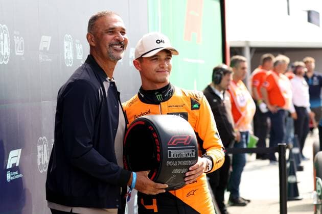 24.08.2024, xsvx, Motorsport FIA Formel 1, Großer Preis der Niederlande 2024 emspor, v.l. Freude ueber über die Pole bei Lando Norris (McLaren) Startnummer 04 (FIA REGULATIONS PROHIBIT ANY USE OF PHOTOGRAPHS as IMAGE SEQUENCES and or QUASI-VIDEO) Zandvoort