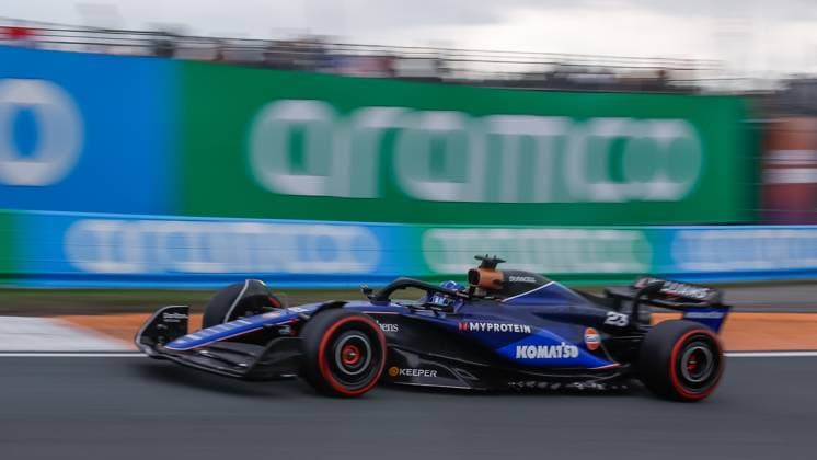 Alexander Albon of Williams Racing during qualifying ahead of the F1 Grand Prix of Netherlands at Circuit Park Zandvoort on August 24, 2024 in Zandvoort, Netherlands. Defodi-704_MTB20240824F1ZandvDag3Vqualificatie353410