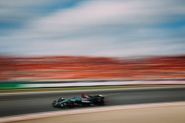 63 RUSSELL George (gbr), Mercedes AMG F1 Team W15, action during the Formula 1 Heineken Dutch Grand Prix 2024, 15th round of the 2024 Formula One World Championship, WM, Weltmeisterschaft from August 23 to 25, 2024 on the Circuit Zandvoort, in Zandvoort, Netherlands - F1 - DUTCH GRAND PRIX 2024 DPPI Panoramic  240824_R15_OLANDA_DP_AV3_8118