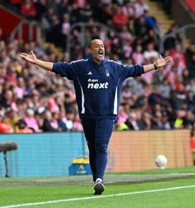 Southampton v Nottingham Forest Premier League 24 08 2024. Nottingham Forest manager Nuno Espirito Santo reacts after a foul by Ben Brereton Diaz (17) of Southampton during the Premier League match between Southampton and Nottingham Forest at the St Mary s Stadium, Southampton, England on 24 August 2024. Southampton St Mary s Stadium Hampshire England Editorial use only DataCo restrictions apply See www.football-dataco.com , Copyright: xGrahamxHuntx PSI-20270-0070