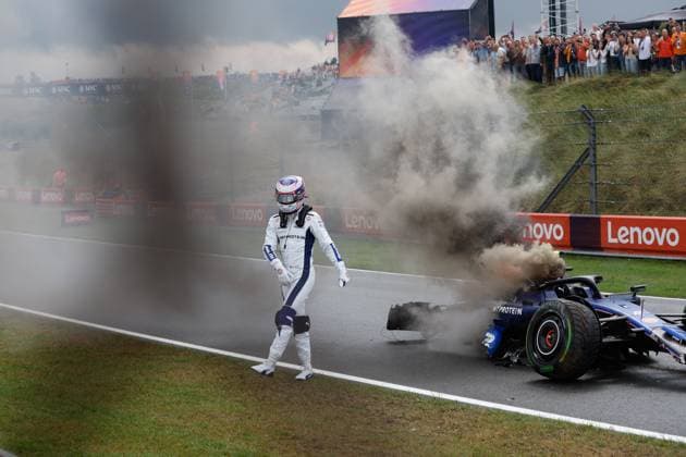 02 SARGEANT Logan (usa), Williams Racing FW46, action crash, accident, during the Formula 1 Heineken Dutch Grand Prix 2024, 15th round of the 2024 Formula One World Championship, WM, Weltmeisterschaft from August 23 to 25, 2024 on the Circuit Zandvoort, in Zandvoort, Netherlands - F1 - DUTCH GRAND PRIX 2024 DPPI Panoramic 240824_R15_OLANDA_DP_F12024GP15NED_JK501550