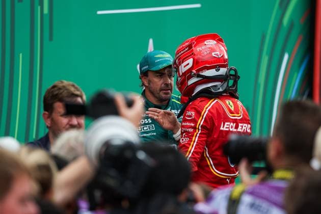 ALONSO Fernando (spa), Aston Martin F1 Team AMR24, LECLERC Charles (mco), Scuderia Ferrari SF-24, portrait during the Formula 1 Heineken Dutch Grand Prix 2024, 15th round of the 2024 Formula One World Championship, WM, Weltmeisterschaft from August 23 to 25, 2024 on the Circuit Zandvoort, in Zandvoort, Netherlands - F1 - DUTCH GRAND PRIX 2024 DPPI Panoramic 240824_R15_OLANDA_DP_FG0O0304