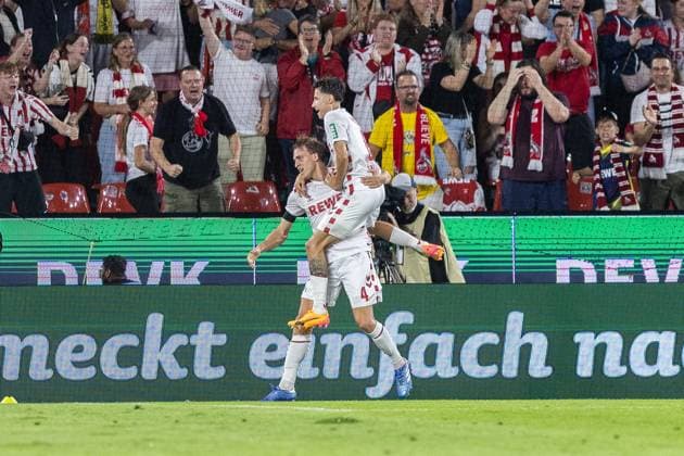 Fußball 2. Liga 1. FC Köln - Eintracht Braunschweig am 24.08.2024 im RheinEnergieStadion in Köln Torjubel zum 1:0 durch Timo Hübers ( Köln ) DFB regulations prohibit any use of photographs as image sequences and or quasi-video.
