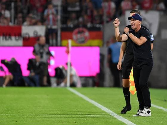 24.08.2024, Cologne, Germany, Rhein-Energie-Stadium, 1. FC Koeln vs Eintracht Braunschweig - 2. Bundesliga, Trainer Gerhard Struber (1. FC Koeln) gestikuliert, gestik (Foto Ralf Treese) DFB DFL REGULATIONS PROHIBIT ANY USE OF PHOTOGRAPHS AS IMAGE SEQUENCES AND OR QUASI-VIDEO. Cologne Rhein-Energie-Stadium North Rhine-Westphalia Germany