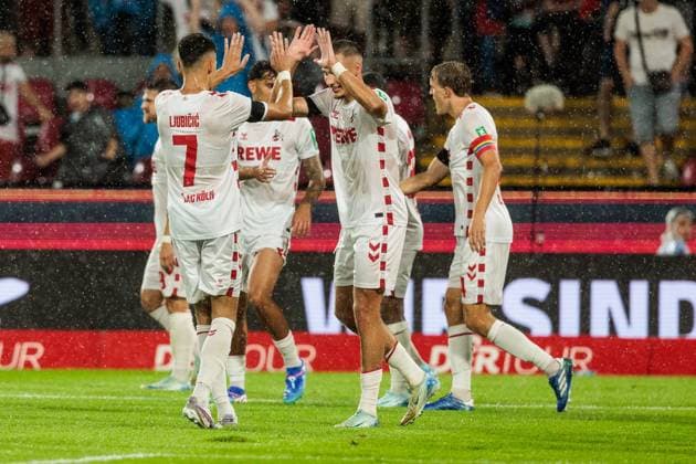 2. Fußball Bundesliga: 1. FC Köln - Eintracht Braunschweig; 24.08.2024 Jubel zum 3:0 durch Tim Lemperle (1. FC Köln, 19) 2. Fußball Bundesliga, 1. FC Köln - Eintracht Braunschweig, Köln, Rheinenergiestadion am 24.08.2024 DFL REGULATIONS PROHIBIT ANY USE OF PHOTOGRAPHS AS IMAGE SEQUENCES AND OR QUASI-VIDEO.