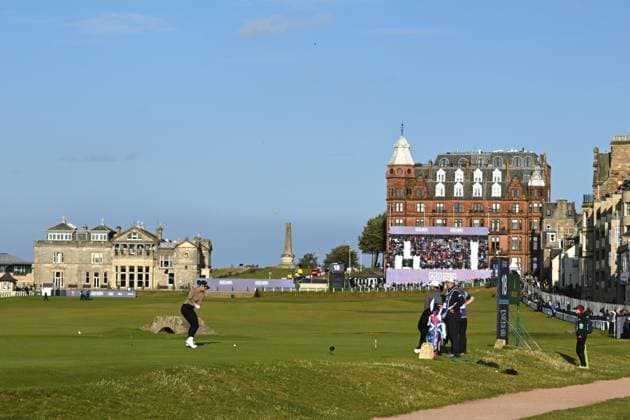 Charley Hull on the 18th Tee AIG Women s Open, Day Three, Golf, St. Andrews, Scotland, UK - 24 Aug 2024  Copyright: xGreigxCowie Shutterstockx 14655900bn