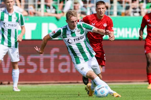 Joshua Mees (SC Preussen Muenster) kontrolliert den Ball, 2. Bundesliga, Preußen Münster vs 1. FC Kaiserslautern, Preußenstadion am 24. August 2024 in Münster, Deutschland. (Foto von Marco Steinbrenner DeFodi Images) Joshua Mees (SC Preussen Muenster) controls the ball, 2. Bundesliga, Preußen Münster vs 1. FC Kaiserslautern, Preußenstadion, August 24, 2024 in Münster, Germany. (Photo by Marco Steinbrenner DeFodi Images) DFB DFL REGULATIONS PROHIBIT ANY USE OF PHOTOGRAPHS AS IMAGE SEQUENCES AND OR QUASI-VIDEO. Defodi-700_scp_fcK_20240824_195
