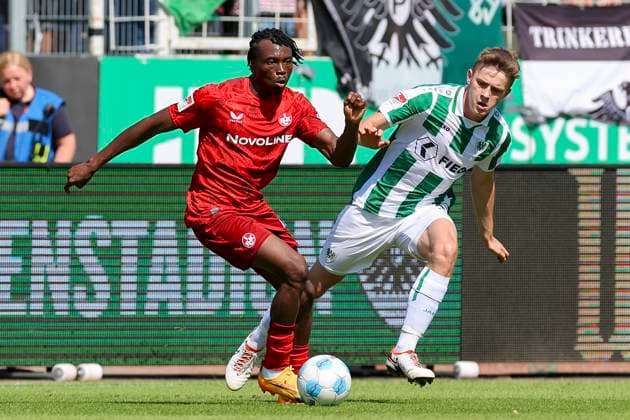 Dickson Abiama (1. FC Kaiserslautern) und Jano Ter Horst (SC Preussen Muenster) kaempfen um den Ball, 2. Bundesliga, Preußen Münster vs 1. FC Kaiserslautern, Preußenstadion am 24. August 2024 in Münster, Deutschland. (Foto von Marco Steinbrenner DeFodi Images) Dickson Abiama (1. FC Kaiserslautern) und Jano Ter Horst (SC Preussen Muenster) battle for the ball, 2. Bundesliga, Preußen Münster vs 1. FC Kaiserslautern, Preußenstadion, August 24, 2024 in Münster, Germany. (Photo by Marco Steinbrenner DeFodi Images) DFB DFL REGULATIONS PROHIBIT ANY USE OF PHOTOGRAPHS AS IMAGE SEQUENCES AND OR QUASI-VIDEO. Defodi-700_scp_fcK_20240824_212