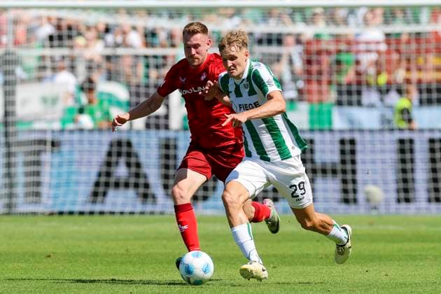 Jannik Mause (1. FC Kaiserslautern) und Lukas Frenkert (SC Preussen Muenster) kaempfen um den Ball, 2. Bundesliga, Preußen Münster vs 1. FC Kaiserslautern, Preußenstadion am 24. August 2024 in Münster, Deutschland. (Foto von Marco Steinbrenner DeFodi Images) Jannik Mause (1. FC Kaiserslautern) und Lukas Frenkert (SC Preussen Muenster) battle for the ball, 2. Bundesliga, Preußen Münster vs 1. FC Kaiserslautern, Preußenstadion, August 24, 2024 in Münster, Germany. (Photo by Marco Steinbrenner DeFodi Images) DFB DFL REGULATIONS PROHIBIT ANY USE OF PHOTOGRAPHS AS IMAGE SEQUENCES AND OR QUASI-VIDEO. Defodi-700_scp_fcK_20240824_224