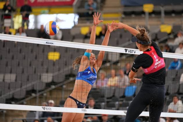 Hamburg, Germany, August 25th 2024: Tanja Hueberli ( Switzerland ) Valentina Gottardi ( Italy ) during the Elite 16 Beachvolleyball Tournament 2024 at Stadium Am Rothenbaum in Hamburg, GERMANY. (Julia Kneissl SPP) Copyright: xJuliaxKneisslx xSPPx spp-en-JuKnSp-JK_08492.jpeg