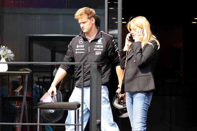 25.08.2024, xsvx, Motorsport FIA Formel 1, Großer Preis der Niederlande 2024 emspor, v.l. Mick und seine Mutter Corinna Schumacher (FIA REGULATIONS PROHIBIT ANY USE OF PHOTOGRAPHS as IMAGE SEQUENCES and or QUASI-VIDEO) Zandvoort