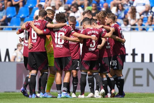 Nürnberg schwört sich ein - 25.08.2024 2. Bundesliga, Saison 24 25: SV Darmstadt 98 vs 1. FC Nürnberg, Stadion am Boellenfalltor, emonline, emspor,