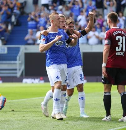 25.08.2024, xdcx, Fussball 2. Bundesliga, SV Darmstadt 98 - 1. FC Nürnberg, emonline, emspor, despor, v.l., Torjubel zum 1:0 durch Isac Lidberg (SV Darmstadt 98), Goal celebration, celebrate the goal DFL DFB REGULATIONS PROHIBIT ANY USE OF PHOTOGRAPHS AS IMAGE SEQUENCES AND OR QUASI-VIDEO.