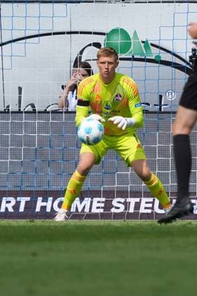 Torwart Jan Reichert (1. FC Nürnberg, 1) - 25.08.2024 2. Bundesliga, Saison 24 25: SV Darmstadt 98 vs 1. FC Nürnberg, Stadion am Boellenfalltor, emonline, emspor,