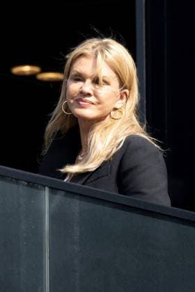 25.08.2024, xsvx, Motorsport FIA Formel 1, Großer Preis der Niederlande 2024 emspor, v.l. Corinna Schumacher Ehefrau von Michael und Mutter von Mick Schumacher (FIA REGULATIONS PROHIBIT ANY USE OF PHOTOGRAPHS as IMAGE SEQUENCES and or QUASI-VIDEO) Zandvoort