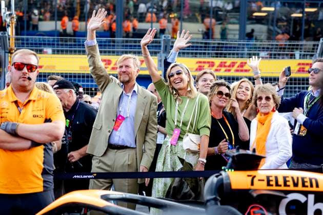 ZANDVOORT - King Willem-Alexander, Queen Maxima, Prince Claus-Casimir, Princess Alexia and Princess Margriet on the grid prior to the F1 Grand Prix of the Netherlands at the Circuit of Zandvoort. ANP REMKO DE WAAL xVIxANPxSportx xxANPxIVx 506719445 originalFilename: 506719445.jpg