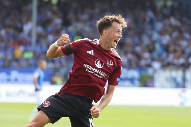 25.08.2024, xtvx, Fussball 2.Bundesliga, SV Darmstadt 98 - 1.FC Nürnberg emspor, v.l. Goal scored, Tor zum 1:1 Michal Sevcik (1. FC Nuernberg) Torjubel, Goal celebration, celebrate the goal, celebrates scoring (DFL DFB REGULATIONS PROHIBIT ANY USE OF PHOTOGRAPHS as IMAGE SEQUENCES and or QUASI-VIDEO) Darmstadt