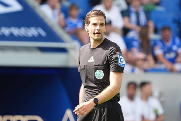Schiedsrichter Dr. Max Burda - 25.08.2024 2. Bundesliga, Saison 24 25: SV Darmstadt 98 vs 1. FC Nürnberg, Stadion am Boellenfalltor, emonline, emspor,