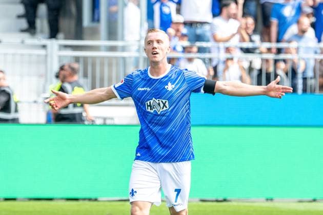 2024.08.25 xJFAx Fussball 2.Bundesliga 3.Spieltag Saison 2024 25, SV Darmstadt 98 - 1.FC Nürnberg v.l., Isac Lidberg (SV Darmstadt 98) Torjubel, Goal celebration, celebrate the goal (DFL DFB REGULATIONS PROHIBIT ANY USE OF PHOTOGRAPHS as IMAGE SEQUENCES and or QUASI-VIDEO