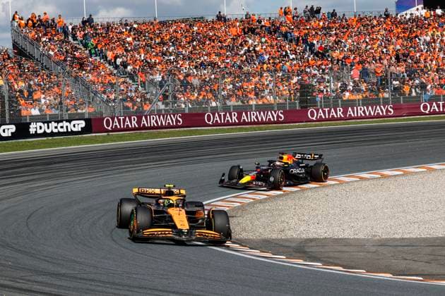 4 Lando Norris (GBR, McLaren Formula 1 Team), 1 Max Verstappen (NLD, Oracle Red Bull Racing), F1 Grand Prix of the Netherlands at Circuit Zandvoort on August 25, 2024 in Zandvoort, Netherlands. (Photo by HOCH ZWEI) Zandvoort Netherlands
