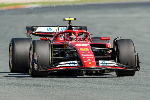 2024-08-25 F1 - Heineken Dutch GP - Grand Prix Race ZANDVOORT, NETHERLANDS - AUGUST 25: Carlos Sainz of Ferrari competing in the Grand Prix Race during F1 - Heineken Dutch GP on August 25, 2024 in Zandvoort, Netherlands. Zandvoort Netherlands Content not available for redistribution in The Netherlands directly or indirectly through any third parties. Copyright: xAndrexWeeningx