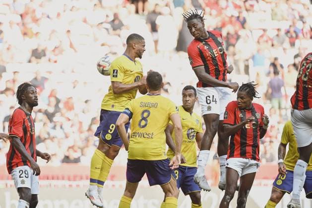 BOMBITO Moise (OGC Nice) kick a head. OGC Nice vs Toulouse FC, Ligue 1 in Allianz Riviera, NICE, France, on August 25, 2024. FOOTBALL : OGC Nice vs Toulouse FC - Ligue 1 - 25 08 25 FredDides Panoramic 