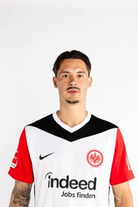 Robin Koch, Eintracht Frankfurt, Porträttermin 2024 2025 1. BL Bundesliga Fußball